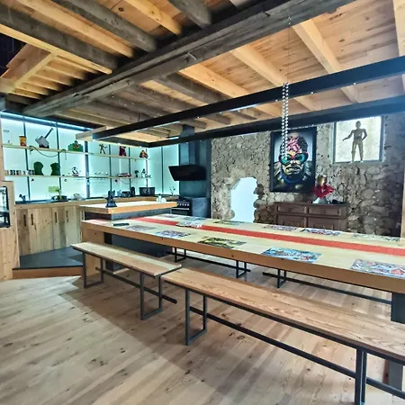 La Planque Des Super-heros *