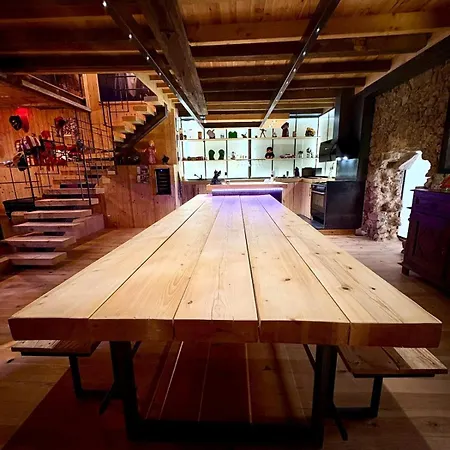 La Planque Des Super-heros Casa de Férias Saint-Salvy