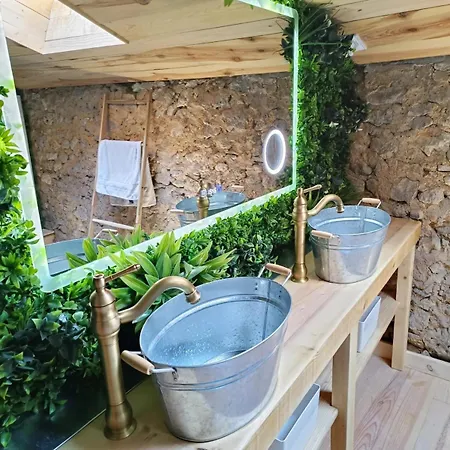 La Planque Des Super-heros *