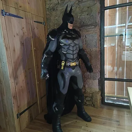 La Planque Des Super-heros *