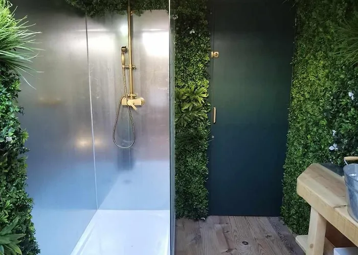 La Planque Des Super-heros Saint-Salvy