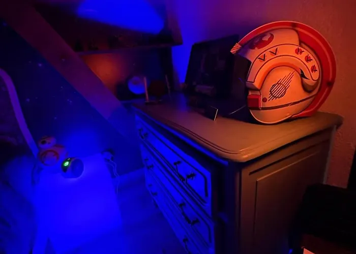 La Planque Des Super-heros * Saint-Salvy