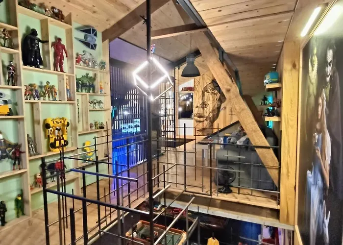 Feriehus La Planque Des Super-heros Saint-Salvy