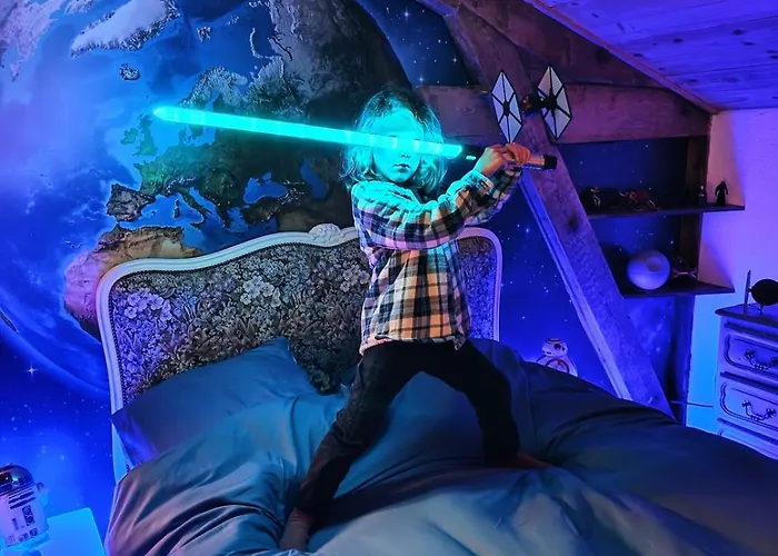 La Planque Des Super-heros *