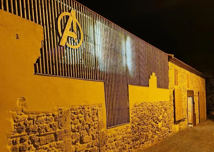 La Planque Des Super-heros * Saint-Salvy