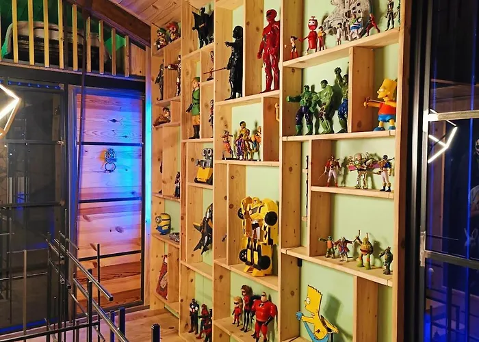 La Planque Des Super-heros *