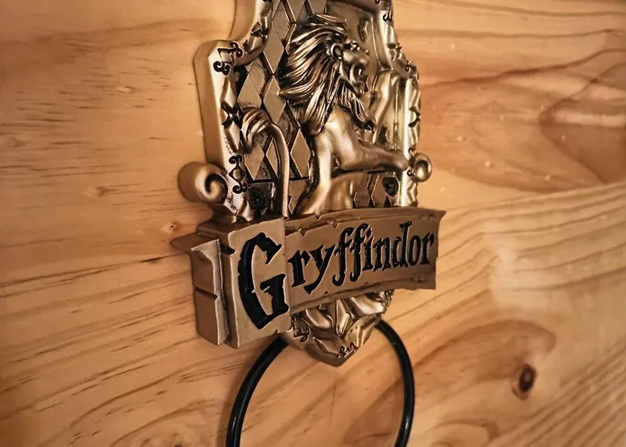 La Planque Des Super-heros *