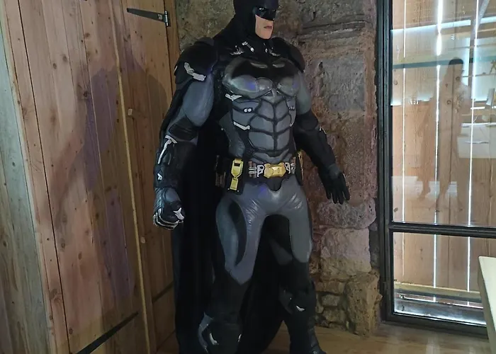 La Planque Des Super-heros *