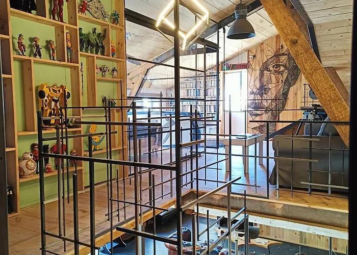 La Planque Des Super-heros